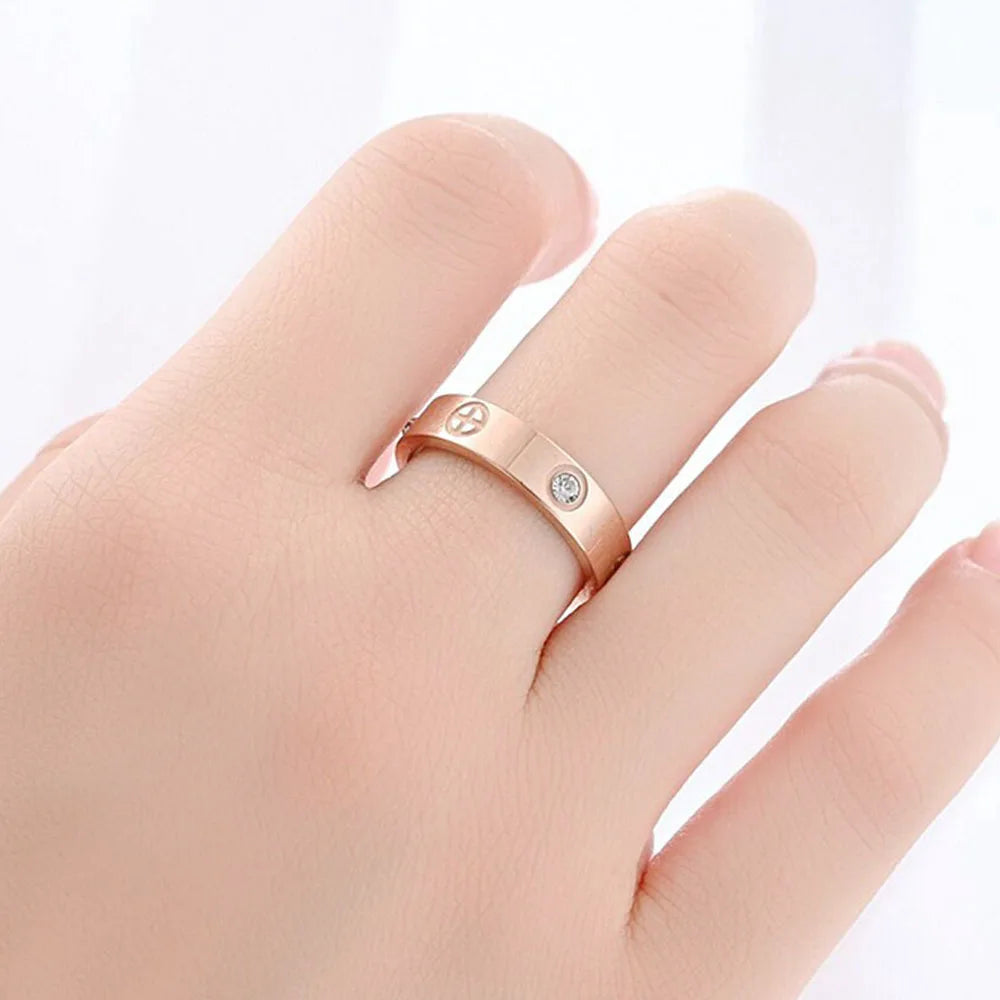 Bague croix en acier inoxydable avec zircon