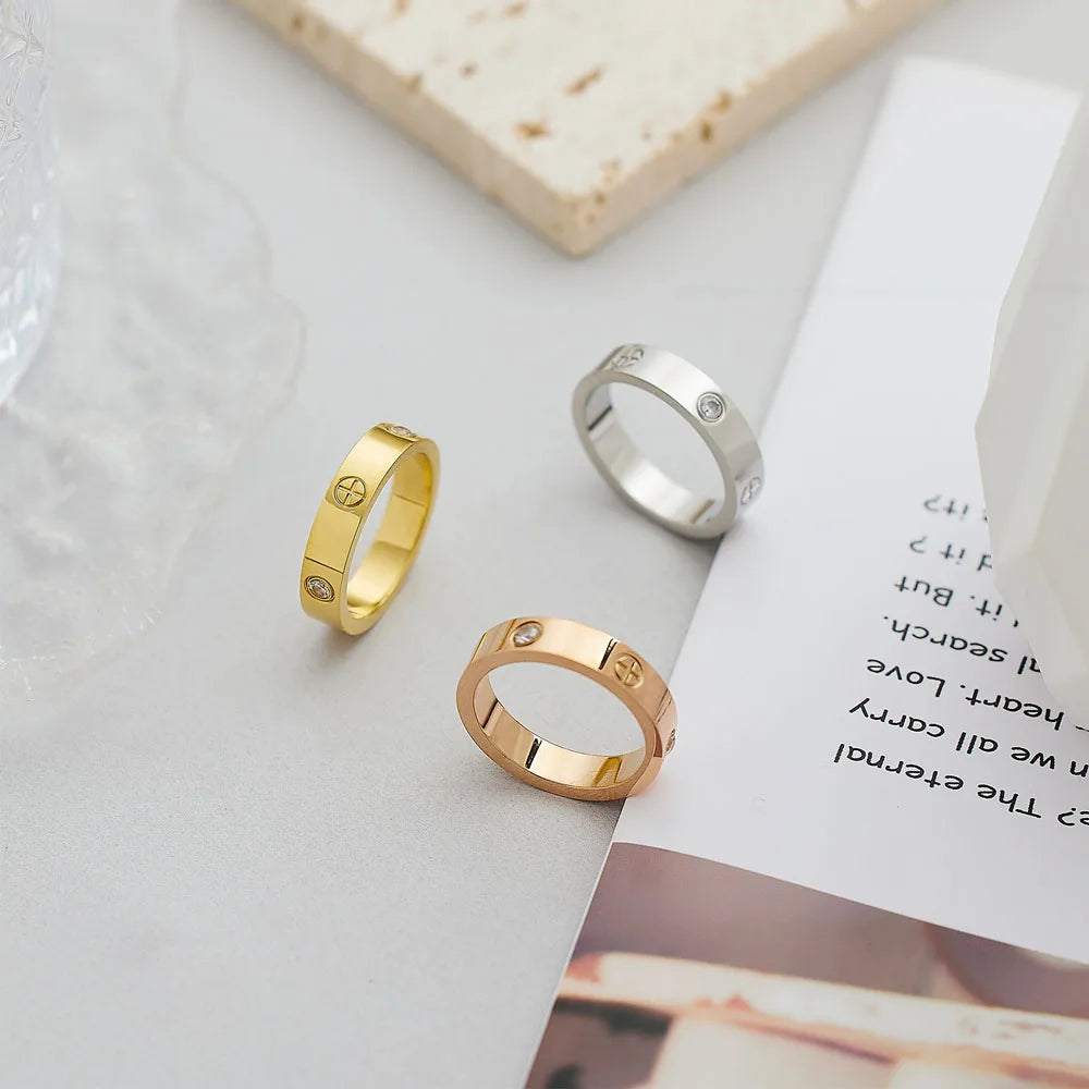 Bague croix en acier inoxydable avec zircon